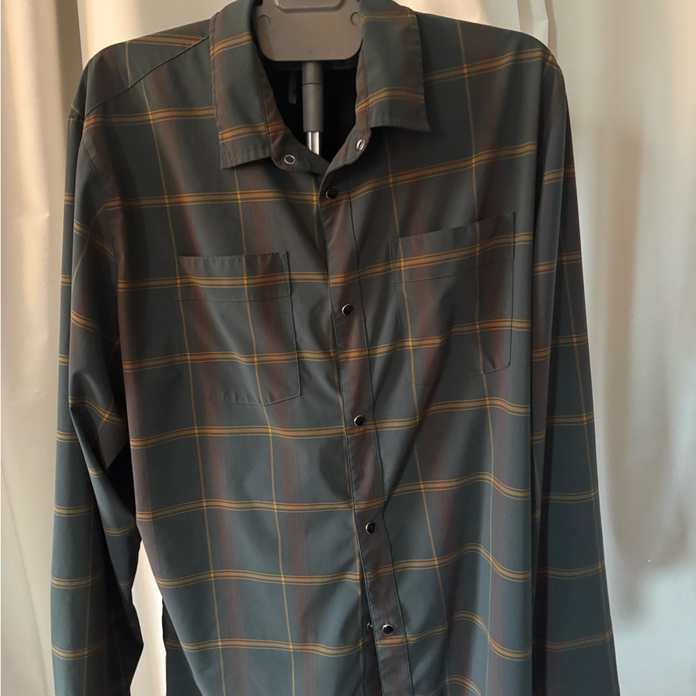 Flylow Men's Casual Plaid Button-Down Shirt - Dark Gray and Brown